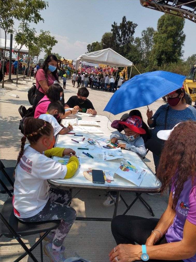 HABITUSAC's tweet photo. Colaboramos con el diseño de maquinaria en Kirigami para la DGODU #subdirecciondeproyectos para el festejo de las niñas y niños en la Alcaldía Iztapalapa. Seguimos colaborando con varias iniciativas para las infancias de la ciudad. https://t.co/l2CmdbsOxm
