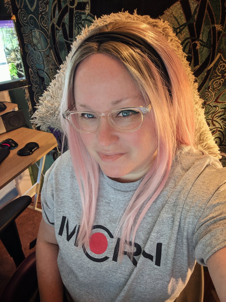 LuthienIRL's tweet photo. "Anything you can do, I can do better." -Bobbie Draper, #TheExpanse #MCRN https://t.co/1PtJu4byyB