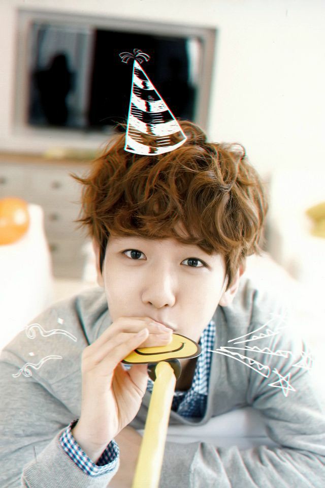 Ale_kyung's tweet photo. Happy Birthday Baekhyun 🎉🎊
Semoga apa yang disemogakan tersemogakan 🙏doa terbaik menyertaimu ✴️
Intinya , wish you all the best ❤️

#터래기야_큥생일축하해_보내줘
#해피큥데이 
#HappyBaekhyunDay
#31LightRaysUponBaekhyun
@B_hundred_Hyun @weareoneEXO
#exo #weareoneEXO https://t.co/VzO5wsgYz7