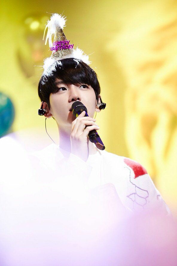 Ale_kyung's tweet photo. Happy Birthday Baekhyun 🎉🎊
Semoga apa yang disemogakan tersemogakan 🙏doa terbaik menyertaimu ✴️
Intinya , wish you all the best ❤️

#터래기야_큥생일축하해_보내줘
#해피큥데이 
#HappyBaekhyunDay
#31LightRaysUponBaekhyun
@B_hundred_Hyun @weareoneEXO
#exo #weareoneEXO https://t.co/VzO5wsgYz7