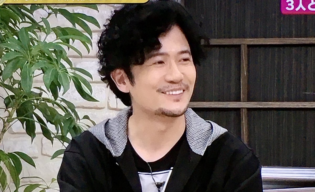 まこ S Tweet 今年もこの日がやってきました カッコイイ吾郎ちゃんは 勿論大好きだけどクシャッとした笑顔の吾郎ちゃんは 可愛くてもっと好き 何時も癒しをありがとう 5月6日はゴローの日 5月6日は吾郎の日 稲垣吾郎 Trendsmap