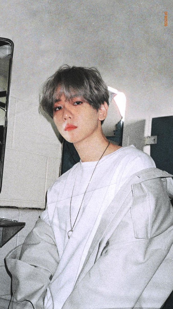 ninibearlvly's tweet photo. Happy Birthday Baekhyun🤍 thanks for giving us a lot of love. you teaches us how to be a better person. I wish everything goes well, to stay positive and strong. take care your health! i'il wait for u to come home^^ ilysm<3

#31LightRaysUponBaekhyun 
#HappyBaekhyunDay https://t.co/bVvC04JiJ8