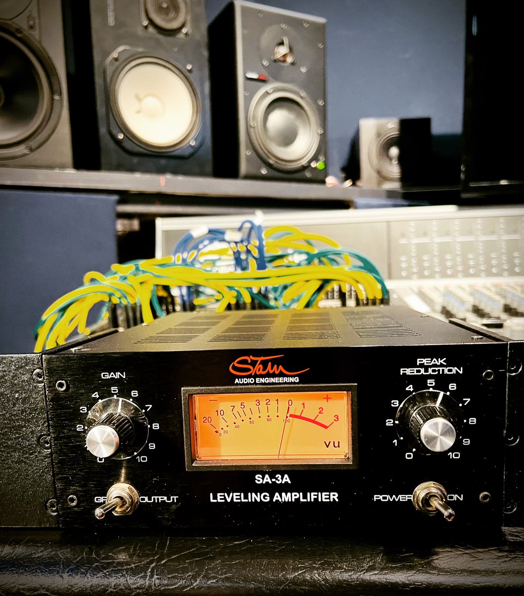 galaxypark617's tweet photo. Stam Audio SA-3A Clone of a Universal Audio LA-3A  been wonting one for a long time 🎃#universalaudiola3a #stamaudio #ns10 #dynaudio #record #recordingstudio #galaxyparkstudios #neotekconsole https://t.co/JyogfTcUTu
