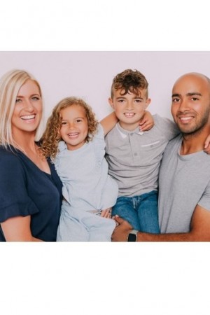 SophiecBobe's tweet photo. Well done to the Savage-Small family and the Chohan family pencilled for a shopping centre stills shoot! @bonnieandbetty1 @GemBobe #Familydivision #teambobe https://t.co/66HqpBGMgv