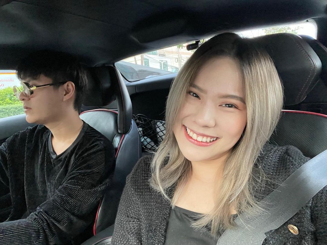 FonsukT's tweet photo. ถือว่าเป็นภาพหายากพอควรเพราะสองคนนี้ไม่ค่อยลงรูปคู่กันเท่าไหร่ ดูแลกันนานๆไปนานๆน่าจับมือกันไว้นะคะลูก #thetoys #เดอะทอยส์ #Kakia https://t.co/4fyDAs68Iu