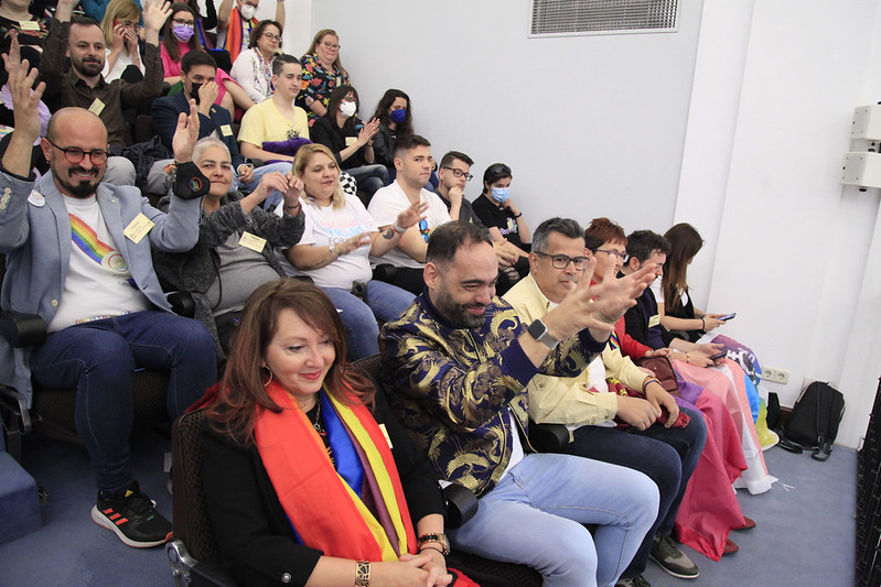 garciapage's tweet photo. Hoy es un día histórico para nuestra región. 
Hemos aprobado por unanimidad la Ley de Diversidad Sexual y Derechos #LGTBI de #CLM.
Una ley justa a favor de la sociedad, la libertad y la democracia, que protege los derechos fundamentales y recoge todo tipo de sensibilidades. https://t.co/fkt9ho11xv
