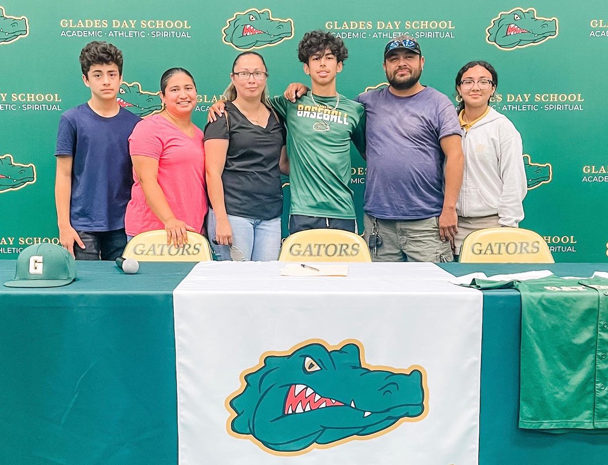 Congratulations to our senior student-athlete, Miguel Perez, on his commitment to play baseball at Mid-Atlantic Christian University! @GoMACUMustangs We wish him the best of luck as he embarks on this new chapter of competing at the collegiate level as a Mustang! @Miguelp0397