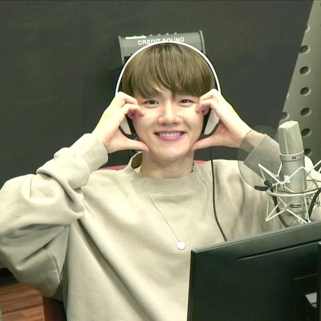 ri12_exo's tweet photo. #HappyBaekhyunDay
こうやって毎年ベクちゃんの誕生日祝えるの幸せ…🎂🐶 https://t.co/eln4U88qIR