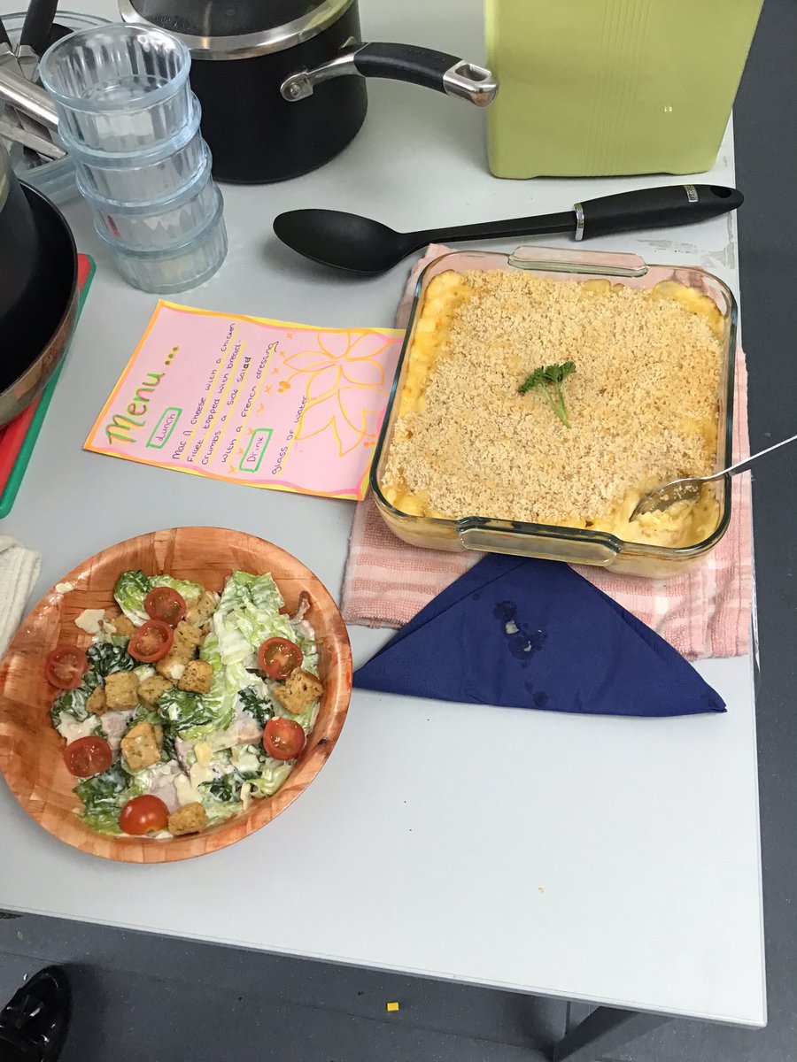 OideAmyC's tweet photo. Very proud Home Ec Teacher today 🤩 Well done to all the 3rd Year Home Ec students completing their practicals this week 👏 @Kingswoodcc16 https://t.co/vITHqZ59cV