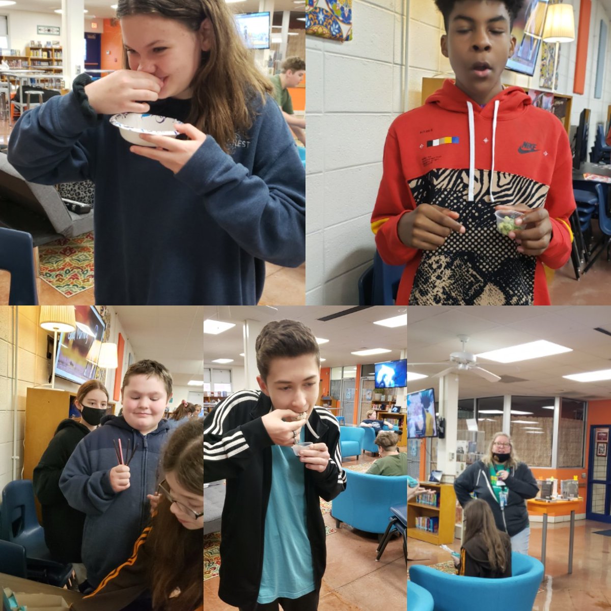 Library_PVMS's tweet image. Perfect morning for our make-up Wasabi Wednesday! (I know it&apos;s Thurs but what goes with Thurs?) Anime, manga, Pocky, sushi, wasabi peas, trying new things and @gkcrewsie #schoollibrarymonthmakeup
#stillcelebrating
#spslib
#manga #anime
#pocky #wasabi