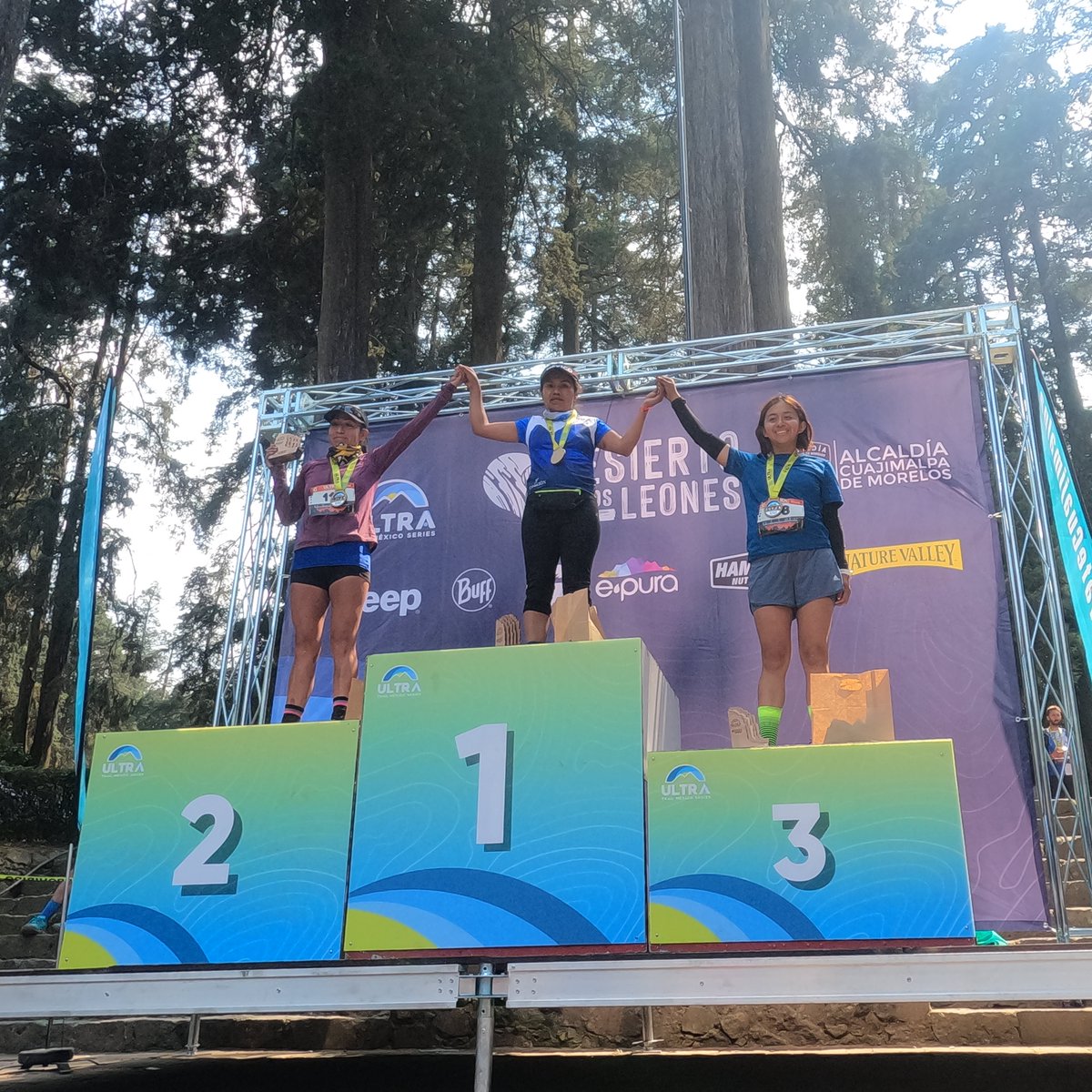 OaxSport's tweet photo. From our exceptional participation in the ‘Ultra Trail Desierto de los Leones 2022’

Read our report at https://t.co/Gyxjy7OlWW

Get to know the details of the Mexico City trail event where the Oaxacan athletes shone with their talent

#UltraDesiertodelosLeones #SerialUTMS #OAX https://t.co/KGuq8n1P4F