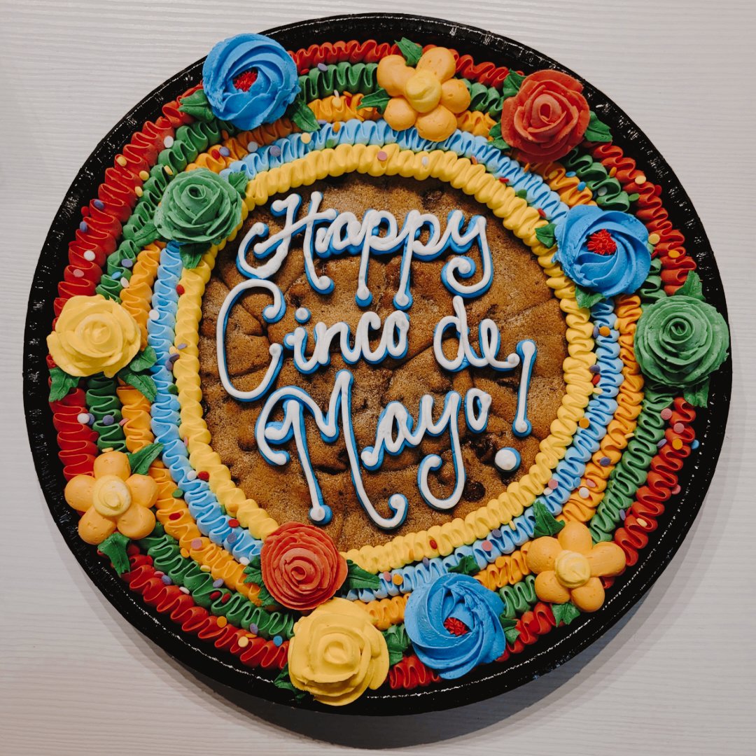hotboxcookies's tweet photo. 🇲🇽 H A P P Y C I N C O D E M A Y O 🇲🇽
#missouri #stlouismissouri #lawrencekansas #columbiamissouri #hotboxcookies #cookies #giftdelivery #nationalshipping #stlouismo
#columbiamo #desserts #cookiecake #cakedecoration https://t.co/jZV4noeWID