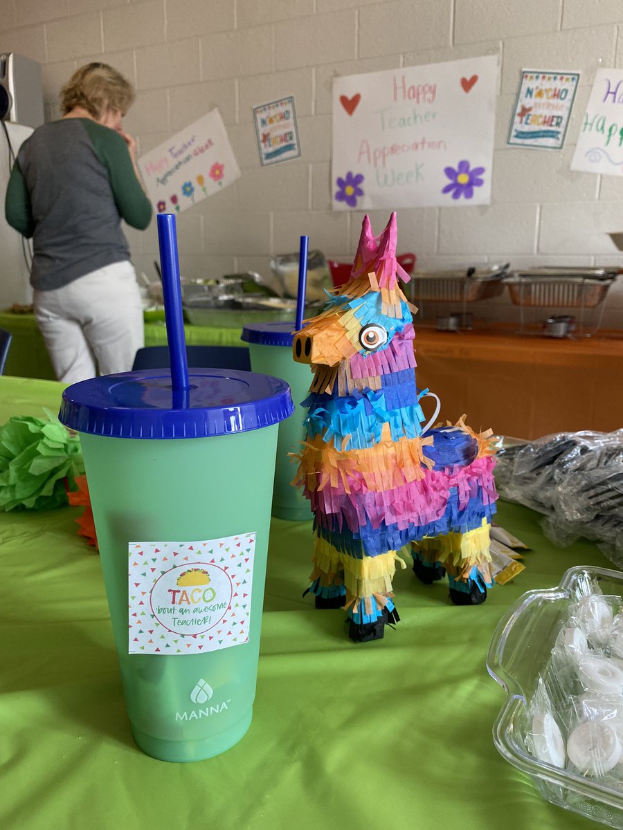 WhitneyFiebiger's tweet photo. Thanks to the DMS parents that provided Qdoba lunch today, breakfast yesterday, and a present for all of us teachers! So appreciated! #Dewittpanthers https://t.co/Q9IdSrL3ct