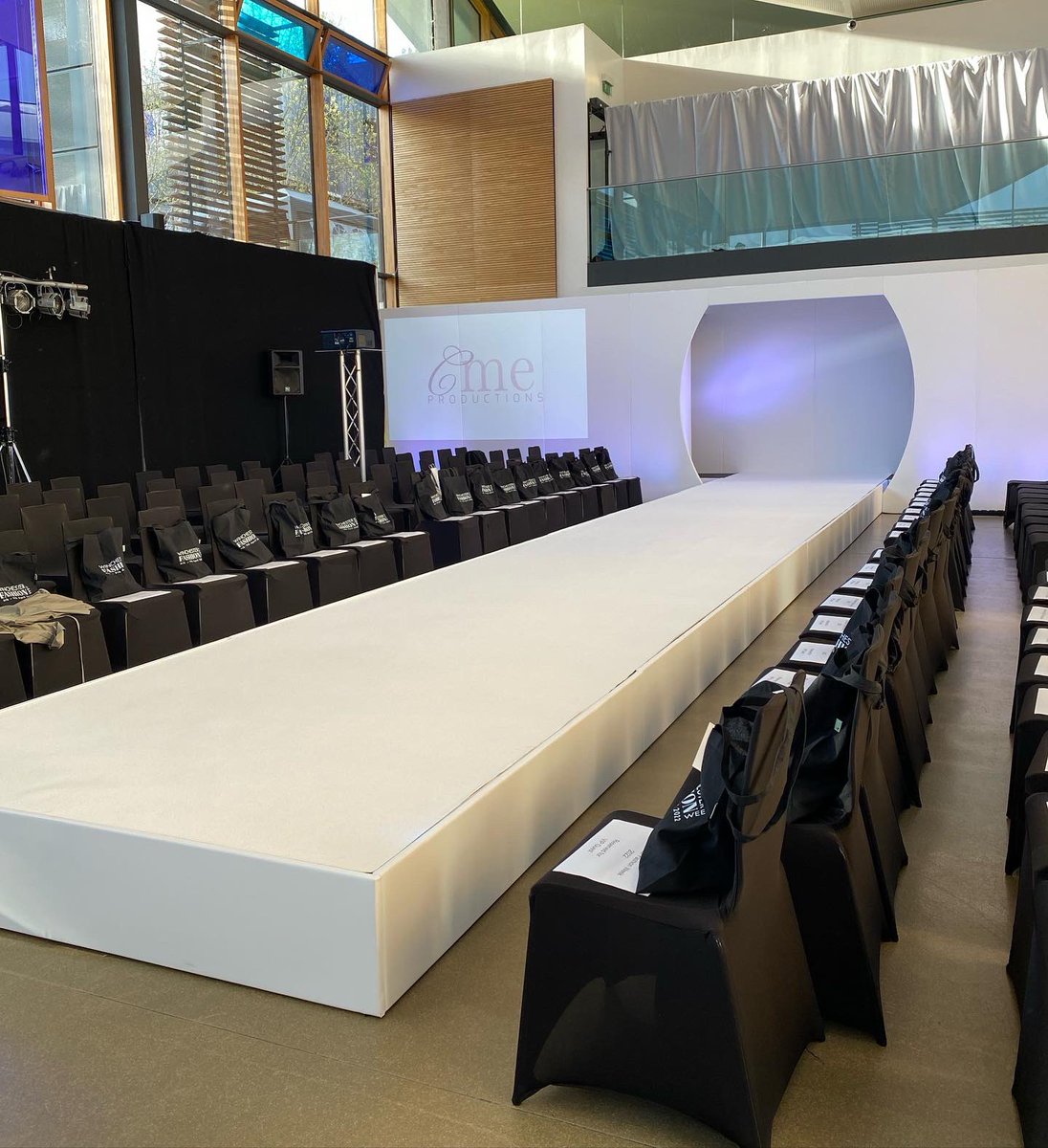 uowconferences's tweet photo. ✨FASHION WEEK MEMORIES✨

TBT Winchester’s 11th #fashionweek  that we hosted back in April!

This was a truly amazing night!

#fashion #winchester #winch #venue #conference #events #photography #TrendingNow https://t.co/mV2Gav4Amp