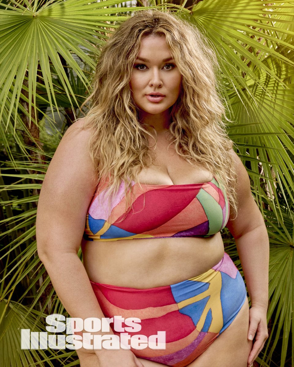 She's not a regular mom, she's a cool mom and she's got lots to celebrate this week! 💕 Hunter McGrady is back gracing the pages of SI Swimsuit 2022 but this time, with a whole new level of confidence that we couldn't be more proud of. Photographer: YuTsai