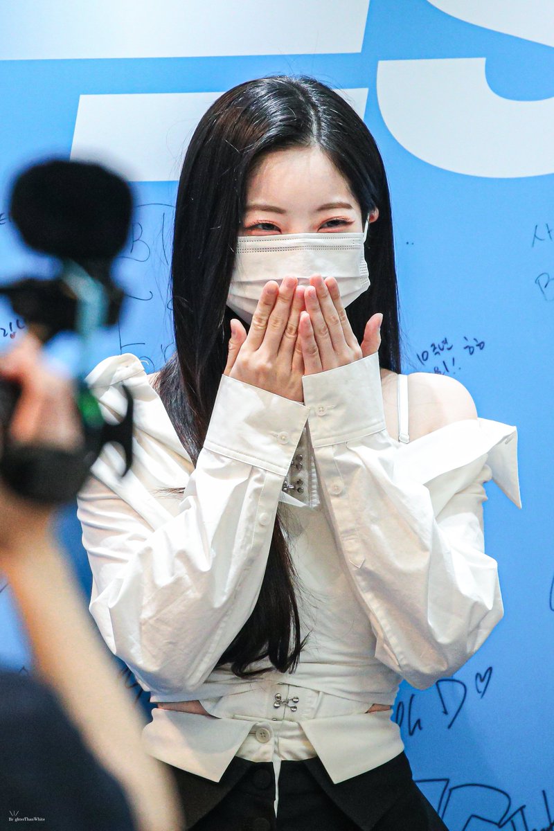 BrighterThanW's tweet photo. 030522 - DFESTA 

🤍🤍🤍  Multiverse Of Angel🤍🤍🤍

@JYPETWICE
@JYPETWICE_JAPAN
#TWICE #DAHYUN #트와이스 #다현 #ダヒョン  #金多賢 https://t.co/cLNmAJKekD