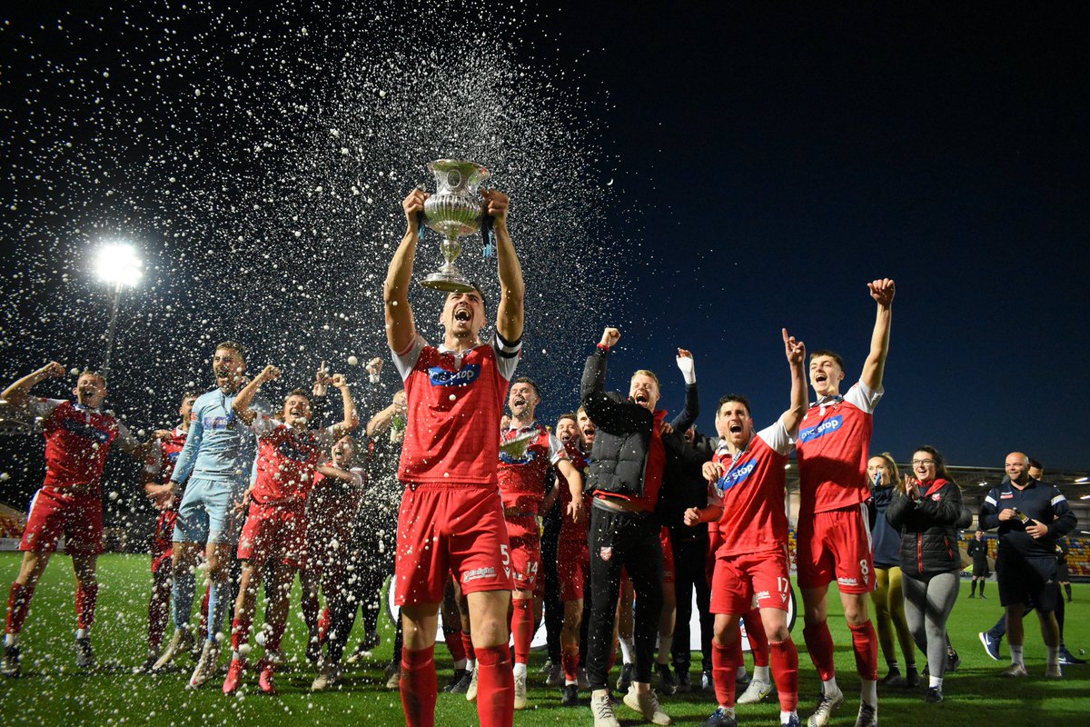 MightyPhotos's tweet photo. A few photos from last night's @safc Vs. @guistownfc North Riding Senior Cup final https://t.co/kN2fRTdJ2V