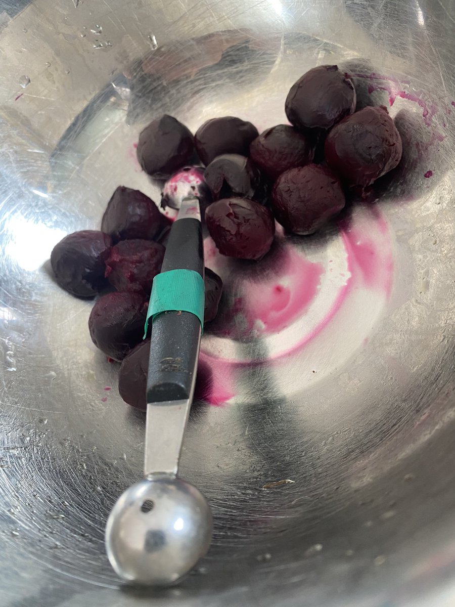 RLCWarrant's tweet photo. Got my chef onnn - new school roasted beet spheres or old school balls? #retrocooking @ArmyRlc ππ€π¬π§πΊπ¦ https://t.co/7ZE6x5vqWa