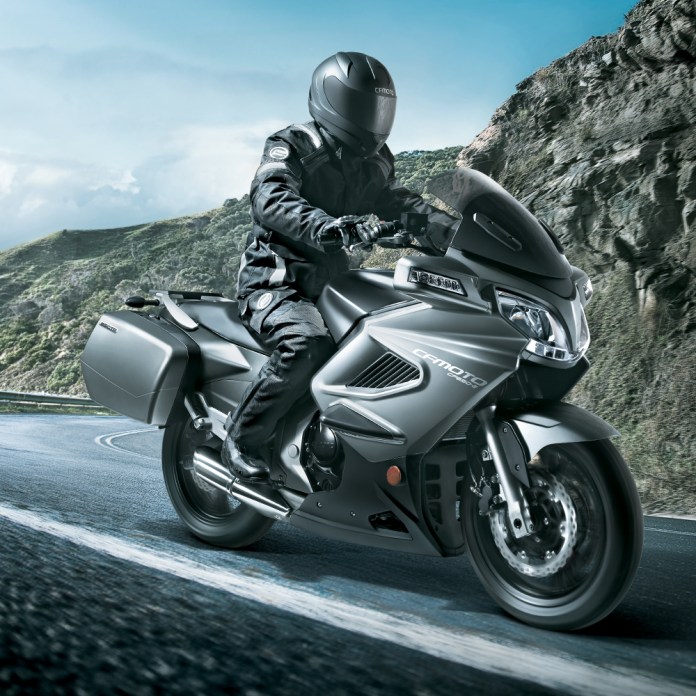 canadamotoguide's tweet photo. #CFMoto motorcycle lineup: More information - https://t.co/BN2Rpl3yCG - #125Papio #300nk #300ss #650Adventure #650Nk #700ClxHeritage #700ClxSport https://t.co/hh46Sg8DNl