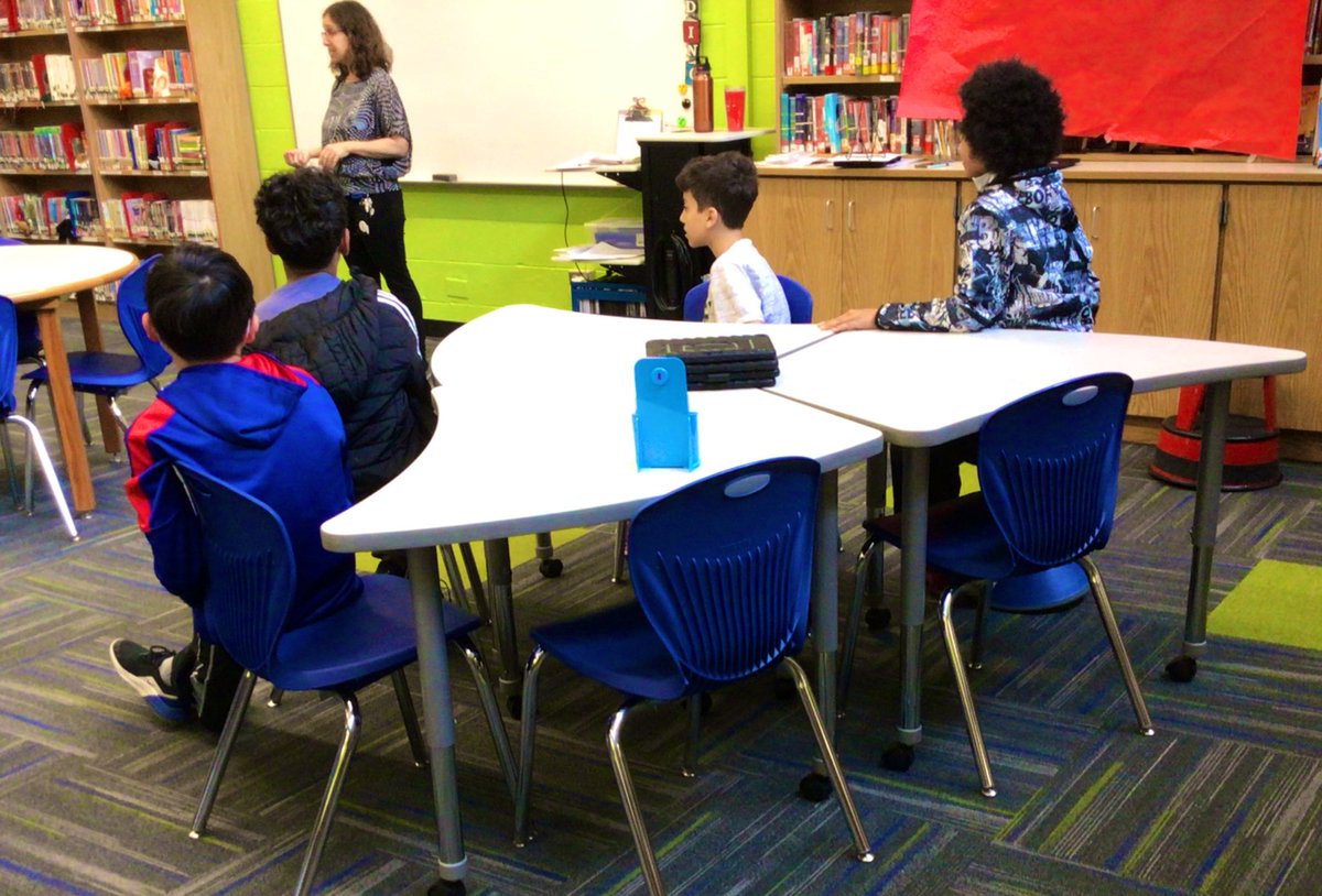 msfunksclass's tweet photo. Battle Teams Assemble! The Battle of the Books has begun! #library @PHSD23 @D23Sullivan #Proud2BD23 #battleofthebooks https://t.co/Wrf2tMjBjS
