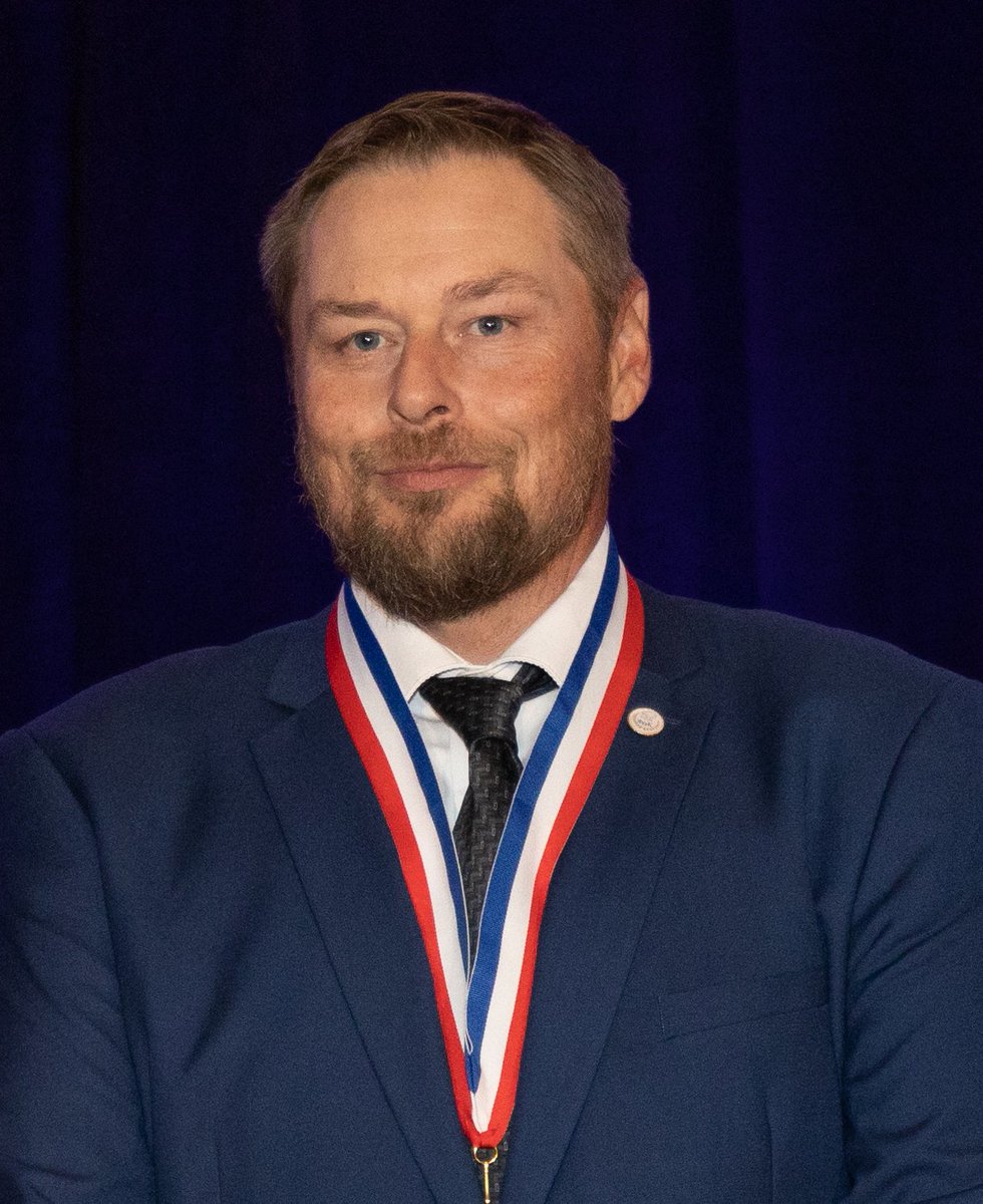 jeffstate's tweet photo. Not one, but TWO Jefferson State students were among the nation’s top 20 college students named to the 2022 All-USA Academic Team.
Read more at https://t.co/MERNeV6oD9.
#FindYourPlace #Congratulations #Top20 #AllUSA https://t.co/OQTN1IrMRJ