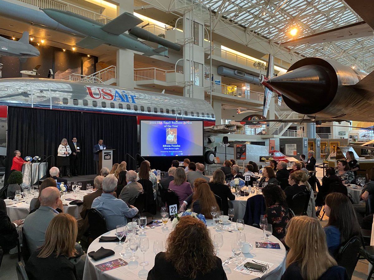 Efrem Fesaha speaks to audience at award gala