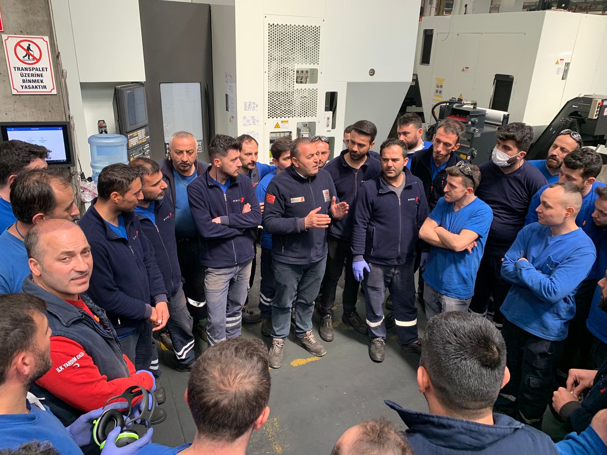 Ramazan18_34's tweet photo. Birinci OTOMOTİV İşyerimizde Toplu iş Sözleşmesi Kazanımı Olan 3üncü 6 Aylık Enflasyon oranları ve Yıllık Sosyal Yardımlara gelen zam oranları paylaştık
#turkmetalsendikasi
#istanbulanadoluyakasi
#PevrulKavlak
#HalilErdal
#SerkanGül
#BirnciOtomotiv
🇹🇷SENDİKALI OL GÜÇLÜ OL 🇹🇷 https://t.co/ipMg7qkOoq
