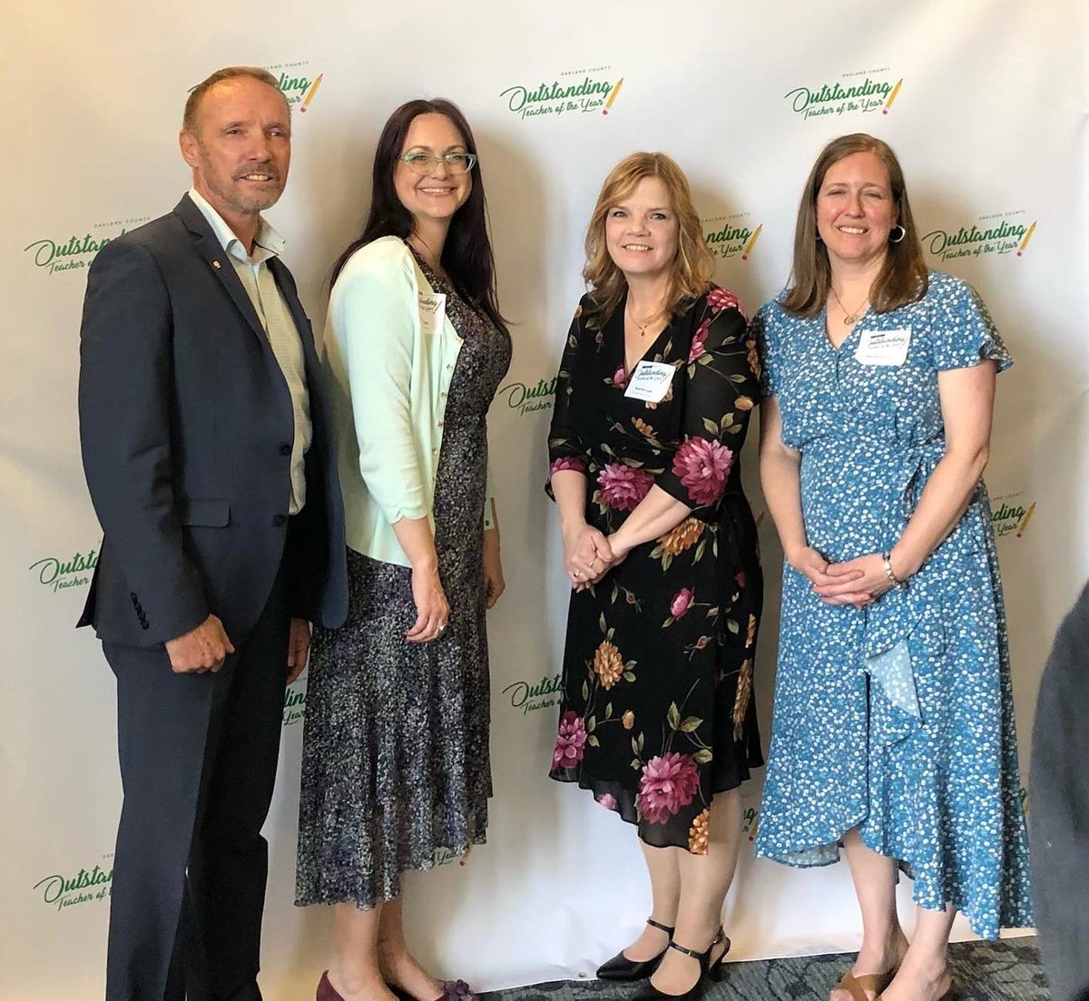 davidwcoulter's tweet photo. Teachers are heroes!  Thrilled to be able to honor Oakland County’s 2002 Teachers of the Year last night for all they do to support our future generation.￼￼ (R-L: Julie Martinez, Lamphere HS; Roberta Lusk, Ferndale Upper Elementary; Mackenzie Curl, Holly Middle School). https://t.co/fz6zMsXjbD