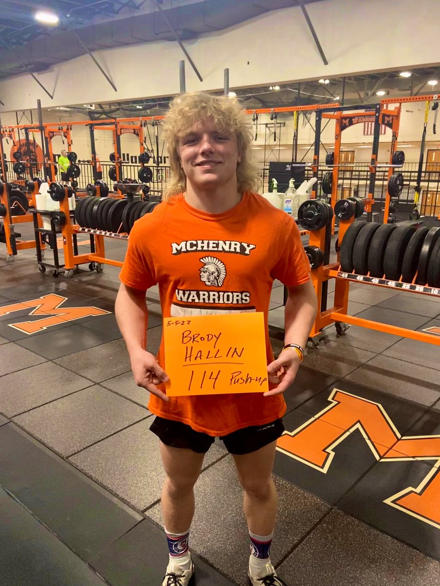 🚨Extraordinary Effort🚨….
BRODY HALLIN
Breaking his own All-Time Boys PUSH-UP record: 114 💪🏆👏