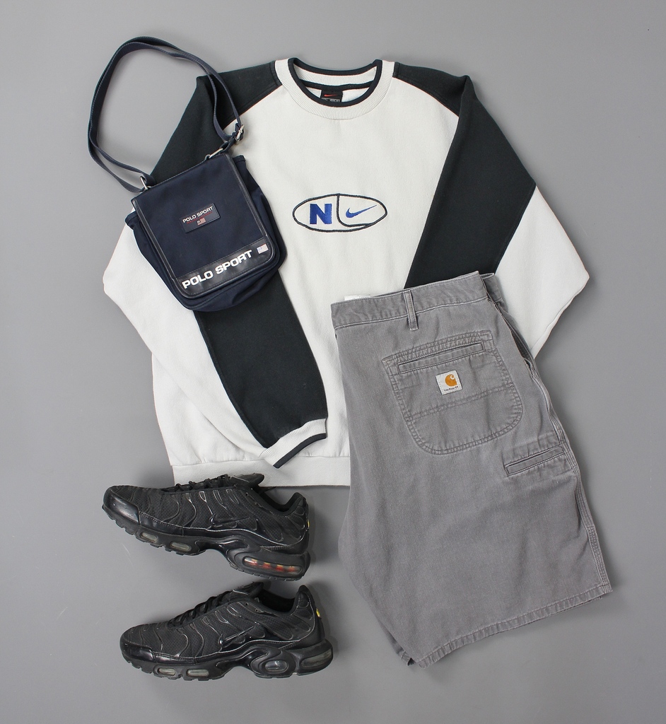 Cross Vintage tweet media