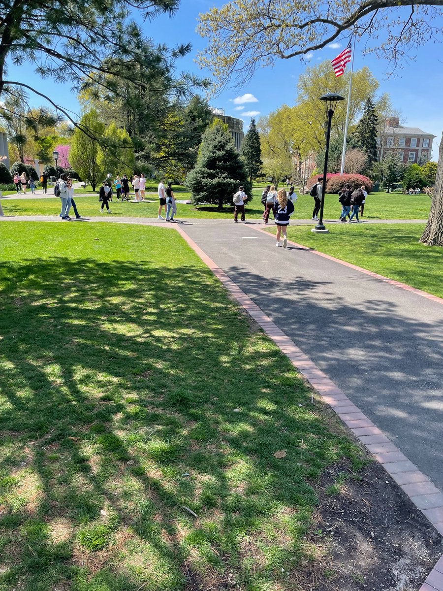 AdelphiU's tweet image. It is a beautiful day on campus! #SpringAtAdelphi
