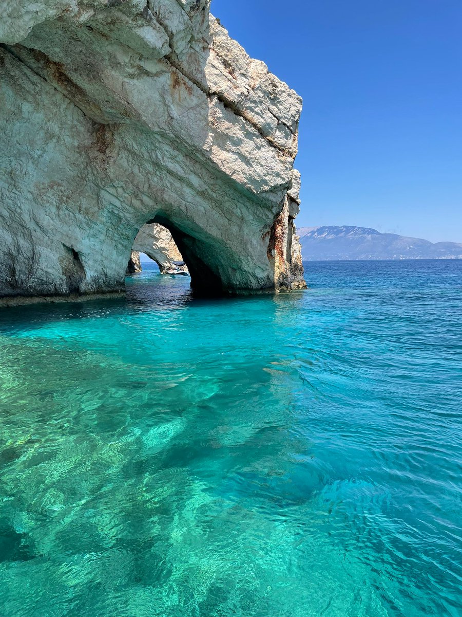 daiwill1970's tweet photo. My boy is in zante, Water looks stunning https://t.co/CfWOwhOIUJ
