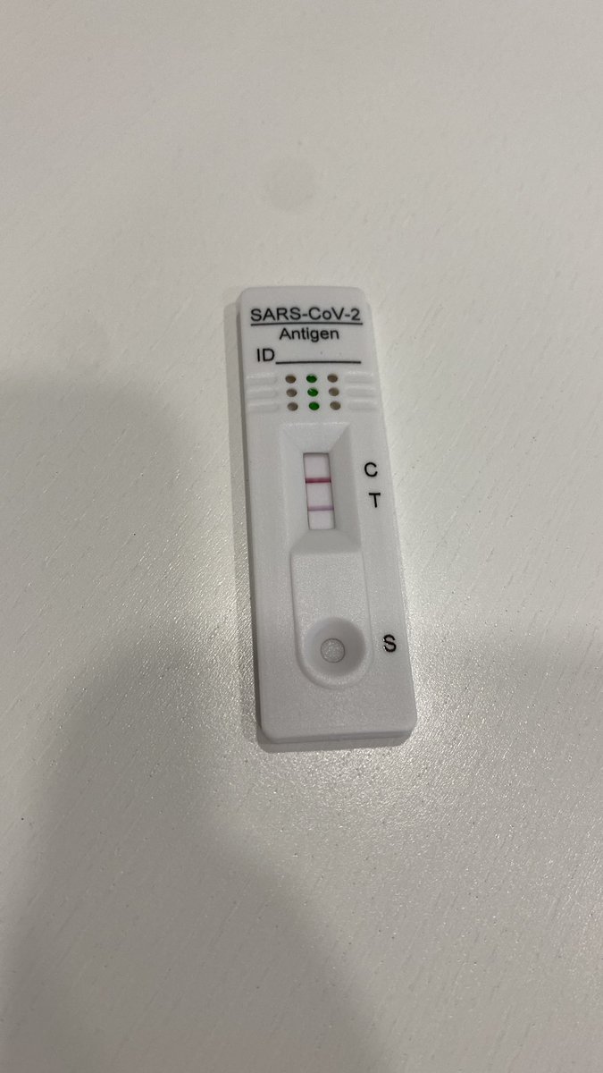 Segunda vez en este embarazo que lo cojo… menuda suerte 😢