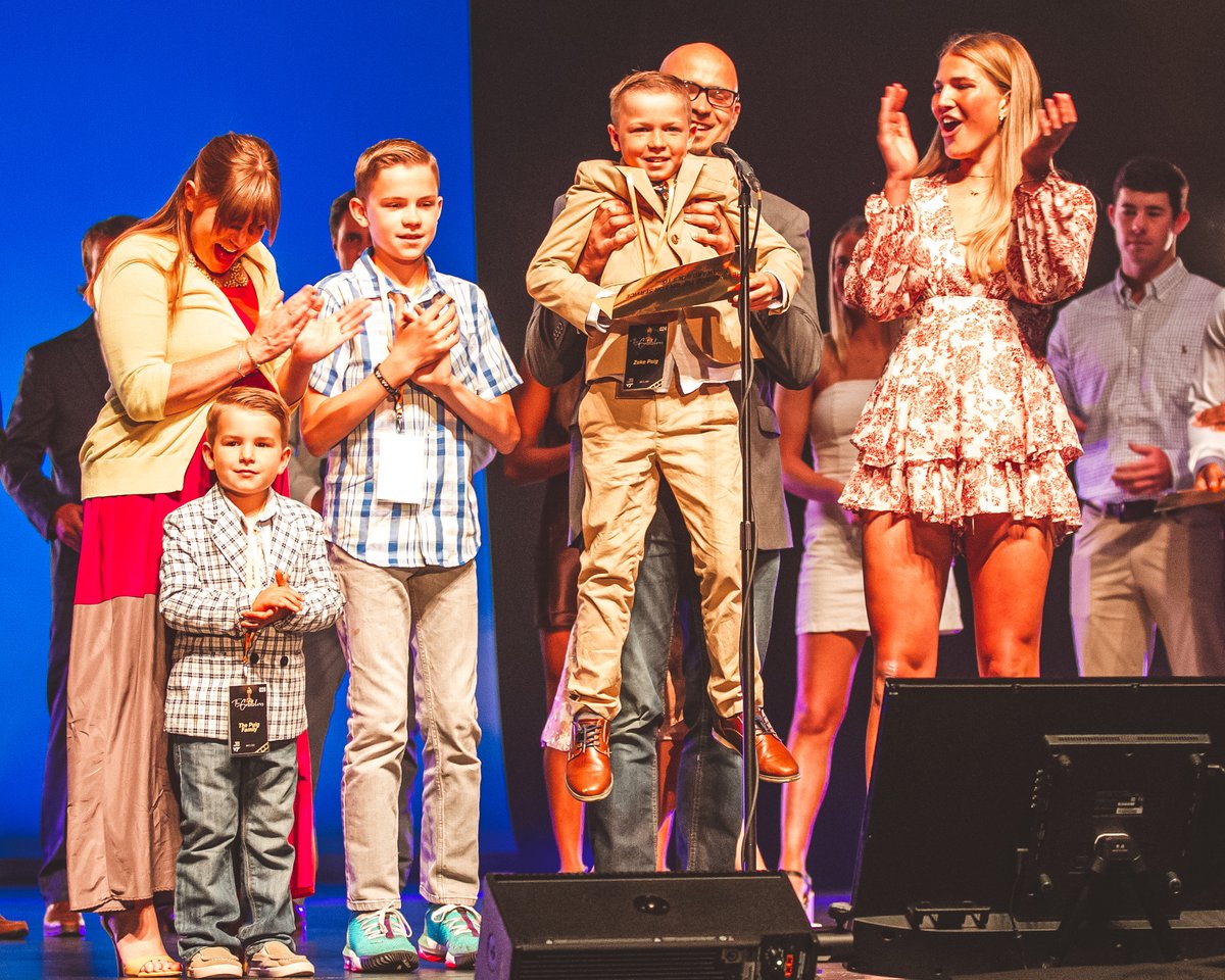 HokiesMSoccer's tweet photo. The best presentation of the night ⭐️

Teaming up with Zeke and @GoTeamIMPACT was the highlight of our year.

We're extremely grateful for the relationship that our team has with Zeke and proud to accept one of the 𝗔𝗖𝗖 𝗧𝗼𝗽 𝗩𝗜 𝗳𝗼𝗿 𝗦𝗲𝗿𝘃𝗶𝗰𝗲 awards 👏

#Hokies 🦃 https://t.co/9RiRSnsDAS