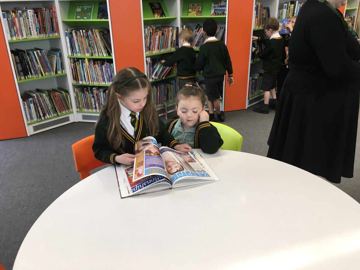 laceygreenpa's tweet photo. R2 have had a fantastic visit to #WilmslowLibrary today. They loved listening to stories read by the librarian as well as exploring all of the books and the different areas ๐๐ #eyfs @CECLibraries @HubLacey https://t.co/7GsM4slxdH