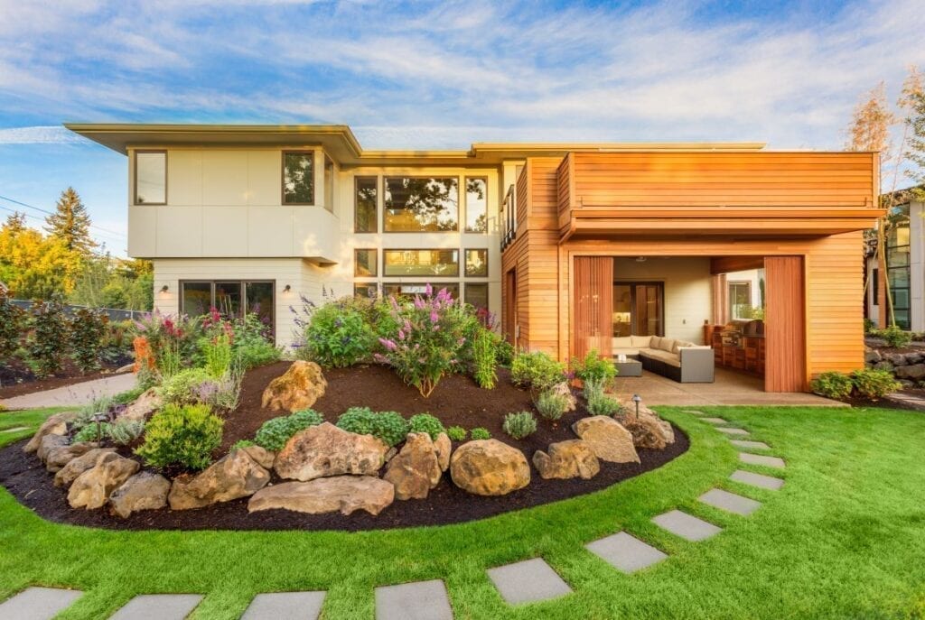 VeriveGardens's tweet photo. We speak gardens so you don't have to!🦉@duolingo https://t.co/YajEgpB5Gw