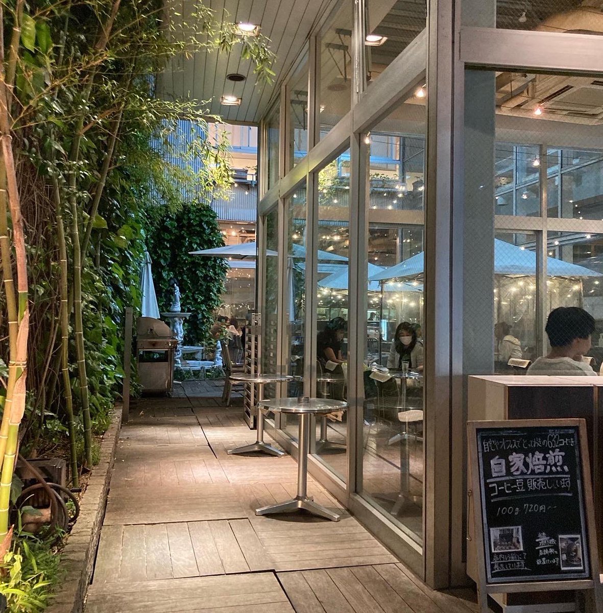 dashimakisuki's tweet photo. 佐藤詩織さんの"今まで"、生き方や考え方がぎゅっと詰まった素敵な個展でした。ずっとずっと憧れで大好きな人です。これからも佐藤詩織さんの選んだ道を応援しています。
@shiorisato_art https://t.co/Qw3V1N2BUG