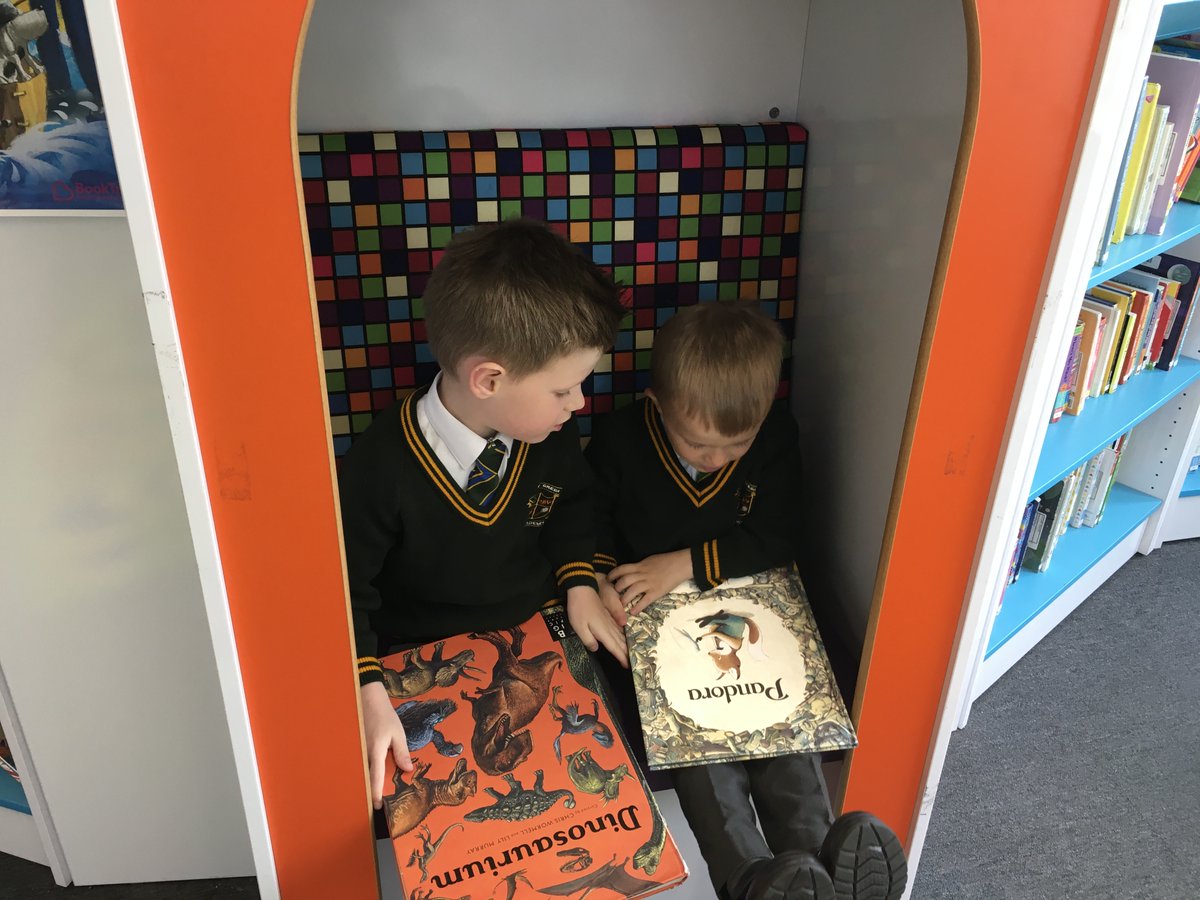 laceygreenpa's tweet photo. R2 have had a fantastic visit to #WilmslowLibrary today. They loved listening to stories read by the librarian as well as exploring all of the books and the different areas ๐๐ #eyfs @CECLibraries @HubLacey https://t.co/7GsM4slxdH
