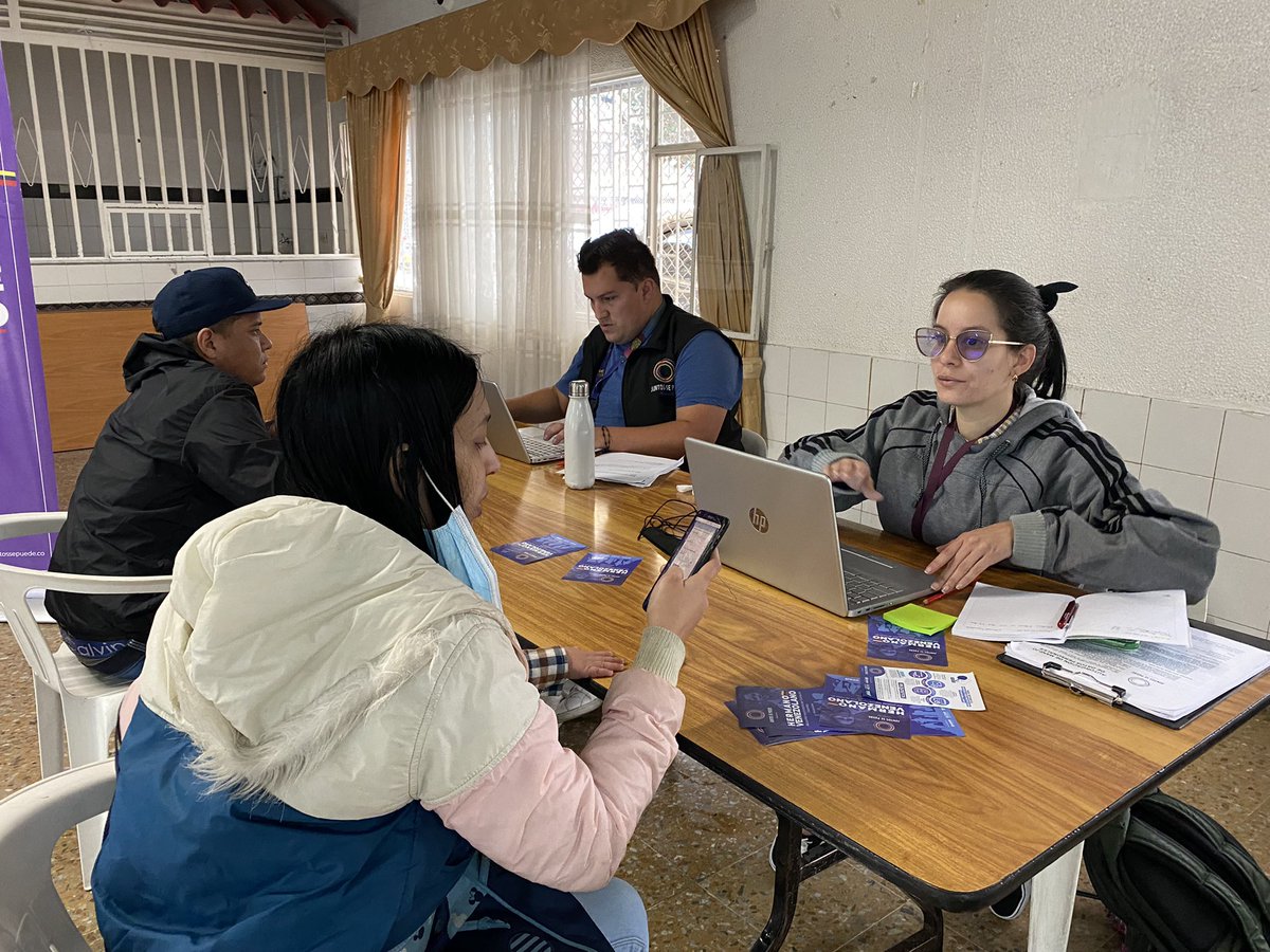 fjuntossepuede's tweet photo. ¡Ya estamos en nuestra jornada de Atención al Migrante en Venecia #Tunjuelito!

Acércate a la diagonal 49 #53B - 02 sur hasta las 3:00P.M.

¡Te esperamos! https://t.co/SDlaj4ZbxF