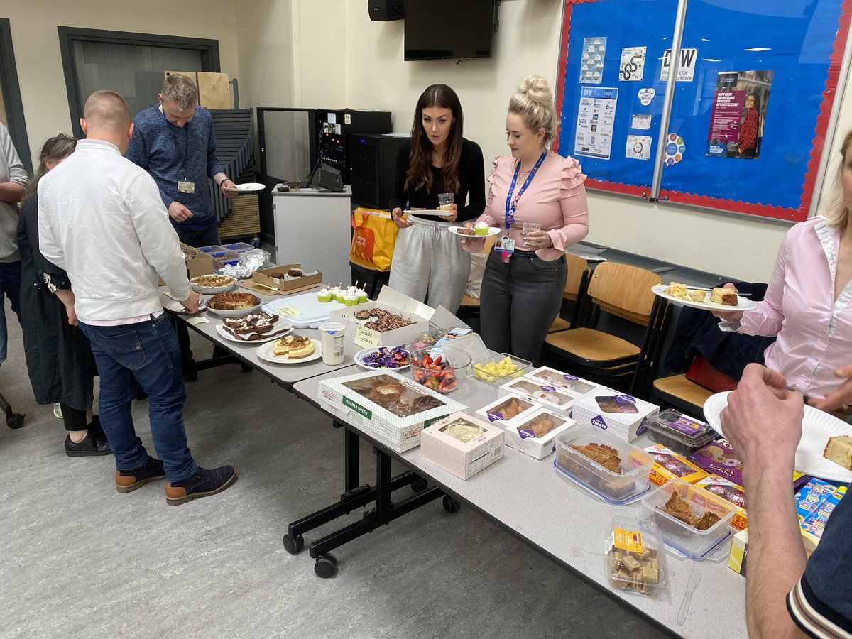 MearnsCastleHS's tweet photo. Busy day at MCHS! @MCHSSocialSub exams are underway. Inset Day 5 brought staff together to discuss our next steps towards our school mission. We shared our first staff picnic since 2019 and Mark @learnimperative introduced us to #cathedralbuilding &amp; #teachingbackwards 📚🧠🎯 https://t.co/oR9gMpS338