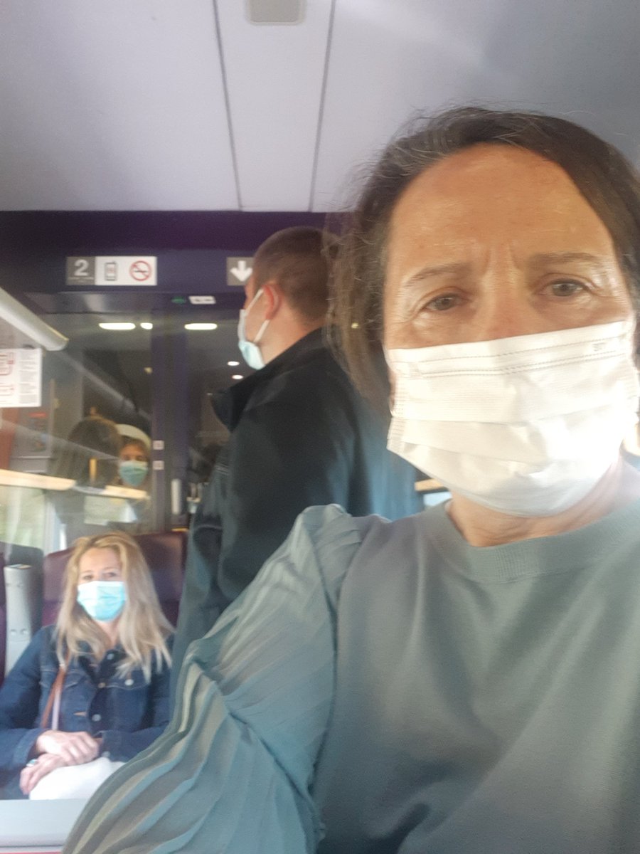 Pegase_Ozo's tweet photo. Voyager debout dans son #TerGV Lille Calais au même prix que ceux assis, c'est possible #TGVINOUI #SNCF https://t.co/ateWHPpRf7