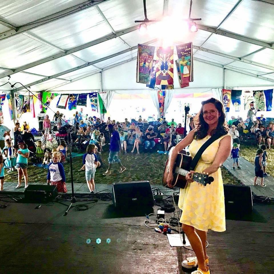 #ThrowbackThursday wish I was at <a href="/Jazznheritage/">New Orleans Jazz & Heritage Foundation</a> fest today! My ❤️ is in NOLaA