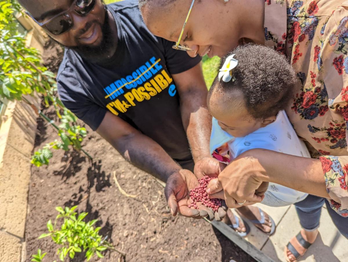 GlobalEmpowers's tweet photo. We may not be around tomorrow but our children will be there to save the planet once we sow the right seed in their minds. 
#globalempowers
#lightingchange
#mindsetchange
#SDG13 https://t.co/oqP4dOsxLr