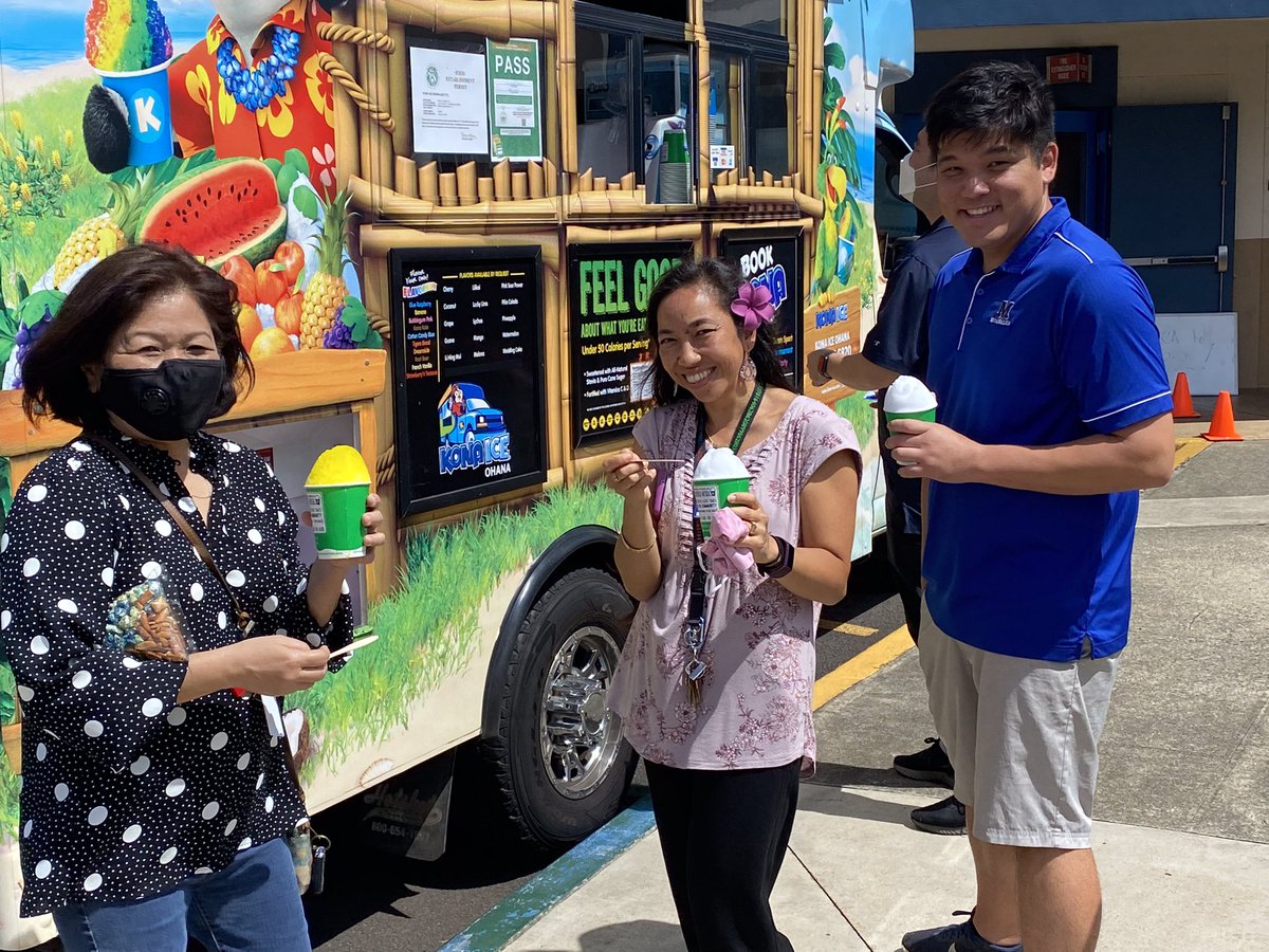 MoanaluaMiddle's tweet photo. Happy Aloha Thursday, some pix of our May 4th faculty meeting but not really, just some shenanigans for teacher appreciation week.  Mahalo to our PTO for taking care of us.  #mmsherd #808educate https://t.co/GAC2xnFYVd