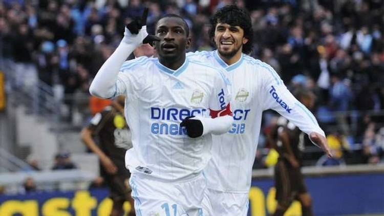 basilebilo's tweet photo. 🎁 Je vous offre le maillot domicile du dernier titre de l'OM 🌟

Pour être tiré au sort :

Rt + follow @basilebilo et @basilebiloFX 

Bonne chance à tous allez l'OM ⚪🔵

(T.A.S le 20 mai) 
#TeamOM #OMFEY https://t.co/mXusZ93IKX