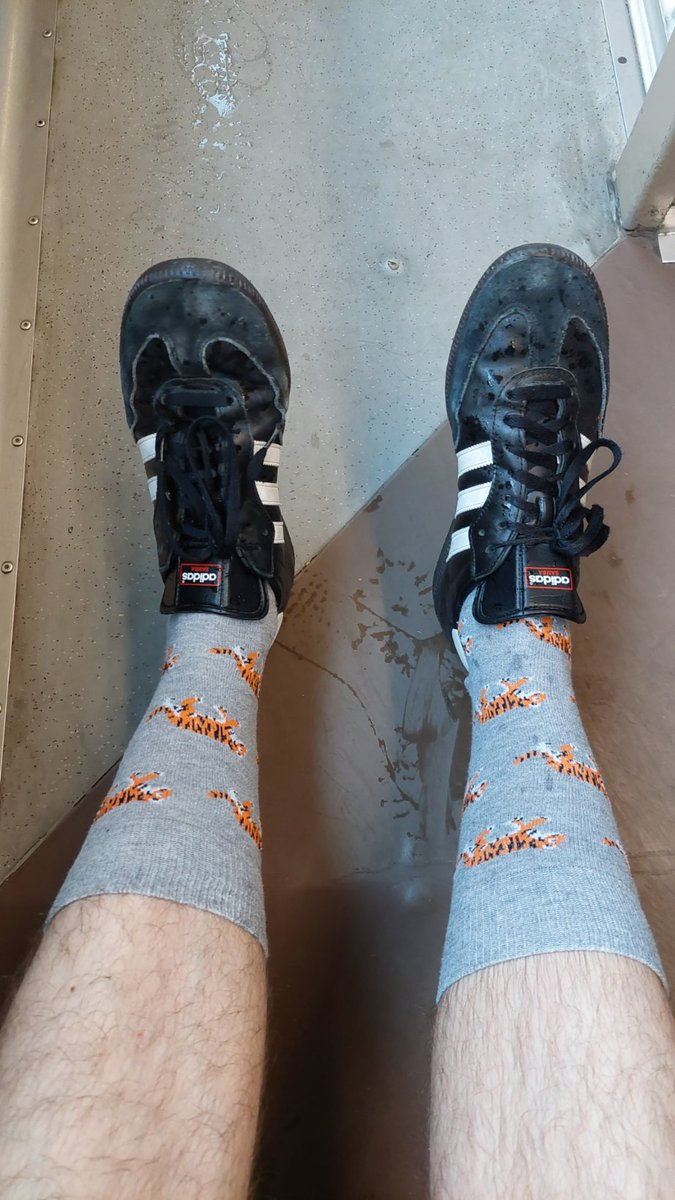 knick_dr's tweet photo. Auf zum Sport und auf dem Weg die Folge aus dem Voting vorbereiten! https://t.co/2nvBGboJdZ