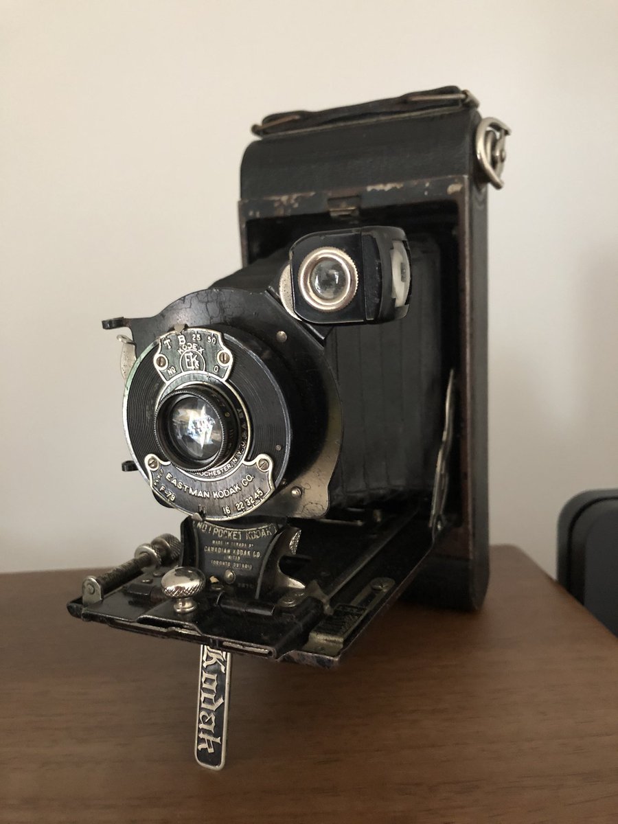 Tonya_Kennedy's tweet photo. @lolpop44 @sarajcox We recently found this cool bit of kit our dad had ☺️ https://t.co/047gI9JwZw