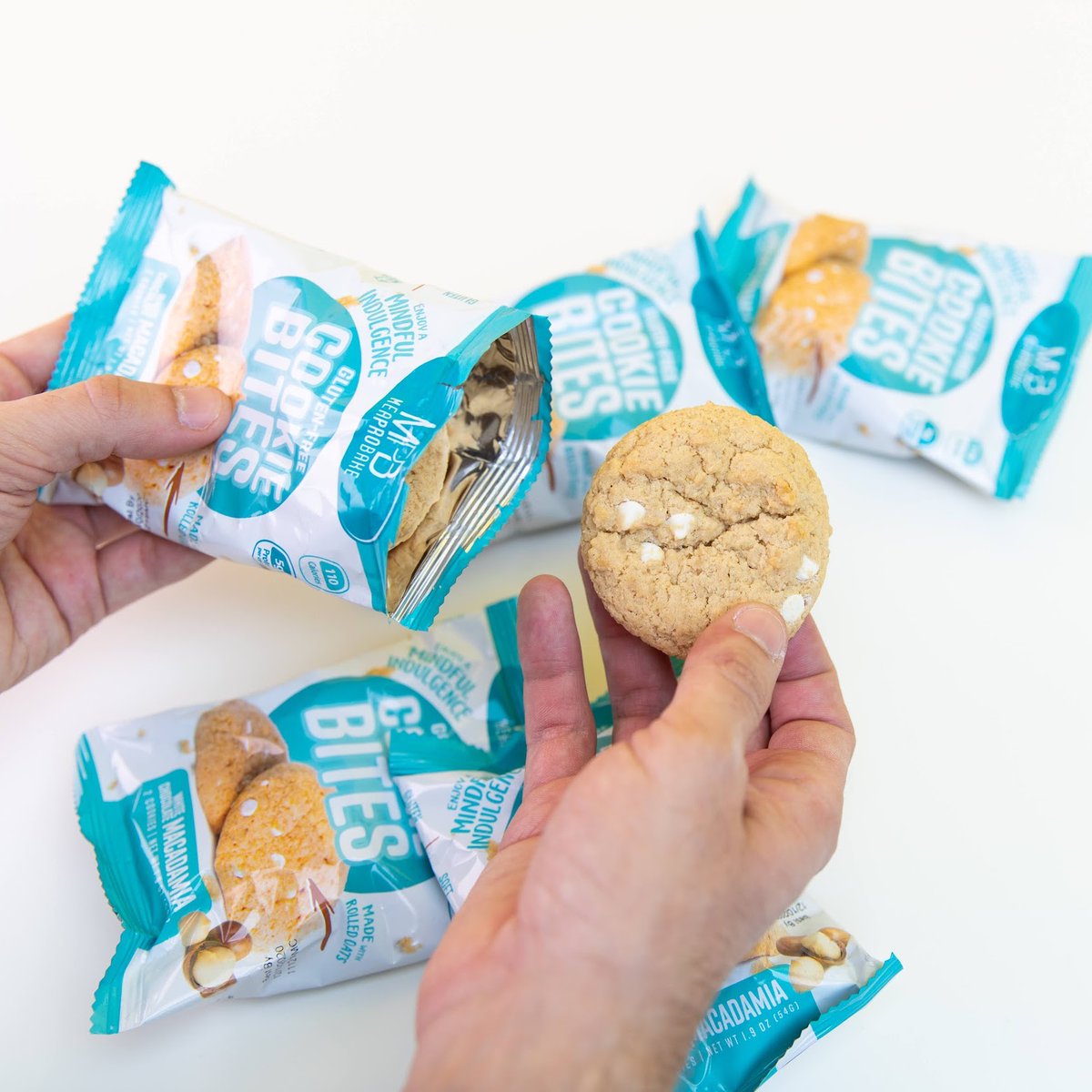 mpb_snacks's tweet photo. $GTEH 🪅¡Feliz Cinco de Mayo! Snack healthy no matter what the occasion! MPB bites &amp; keto packs provide beyond basic nutrition to your well deserved body. Our bites are made with heart healthy oats. 
Add some MPB cookies to your grazing table and become a part of the MPB family. https://t.co/XXU9Kft65R