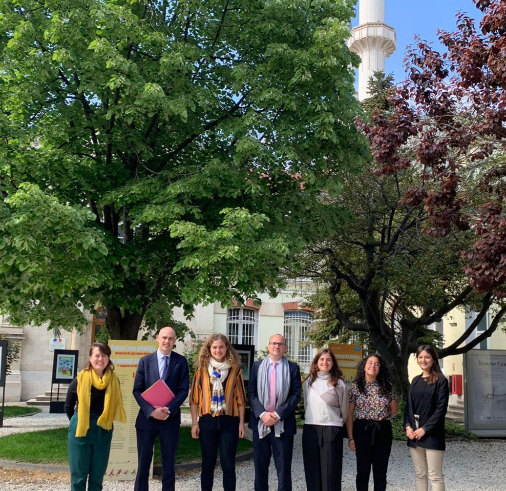 🇫🇷 Nous avons eu le plaisir d’accueillir l’équipe de <a href="/InterFaithTour/">InterFaith Tour</a> , un programme de tour du monde porté cette année par 4 femmes, jeunes et de convictions différentes, à la découverte d’initiatives menées pour la coopération interreligieuse et le vivre-ensemble. 🤝🌏