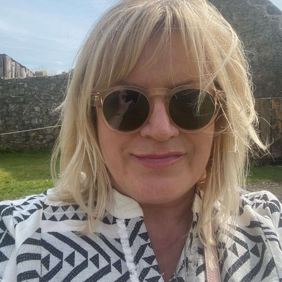 BevChilcott's tweet photo. Summer dress !!!
Following the restrictions of the last two years, I'm really looking forward to this Summer and I can feel the energy flowing again.
"#confidencecreator
#howtofindlove
#datingover40" https://t.co/rREmx8GRor